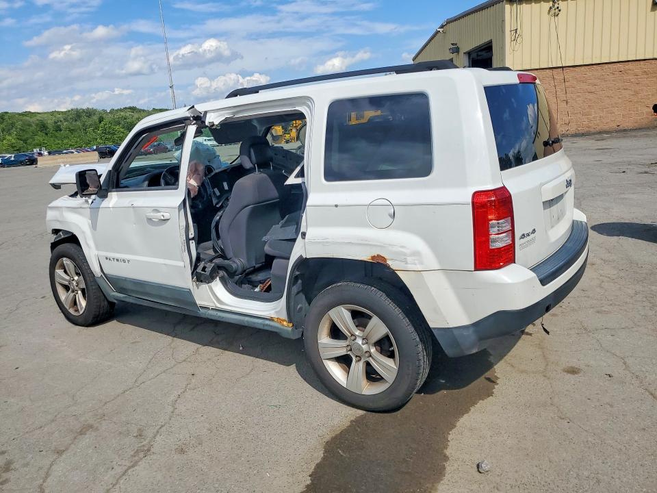 Photo 2 from auction – 2011 JEEP PATRIOT with VIN 1J4NF1GB0BD276959