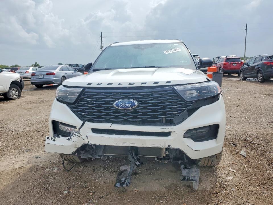 Photo 5 from auction – 2022 FORD EXPLORER with VIN 1FMSK7KH8NGB45585