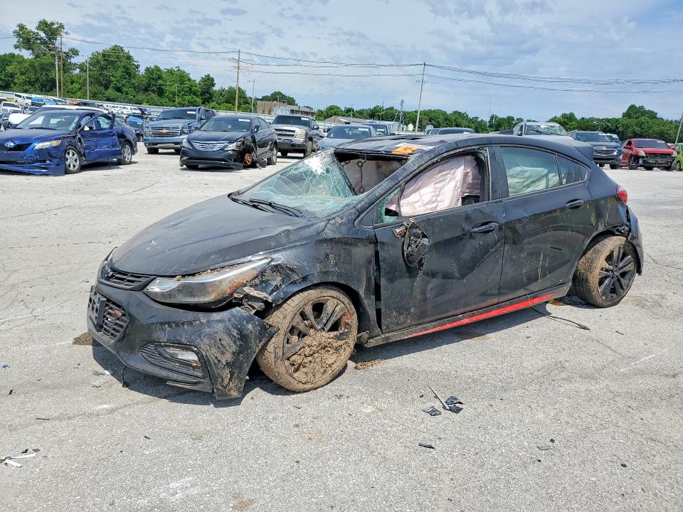 CHEVROLET CRUZE 2018 with VIN 3G1BE6SM9JS641745 - Photo from auction