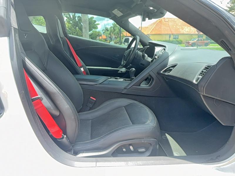 Photo 5 from auction – 2016 CHEVROLET CORVETTE with VIN 1G1YL2D71G5104192
