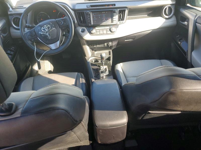 Photo 8 from auction – 2017 TOYOTA RAV4 with VIN 2T3DFREV3HW634709