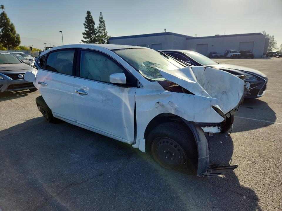 Photo 4 from auction – 2017 NISSAN SENTRA with VIN 3N1AB7AP7HY219657