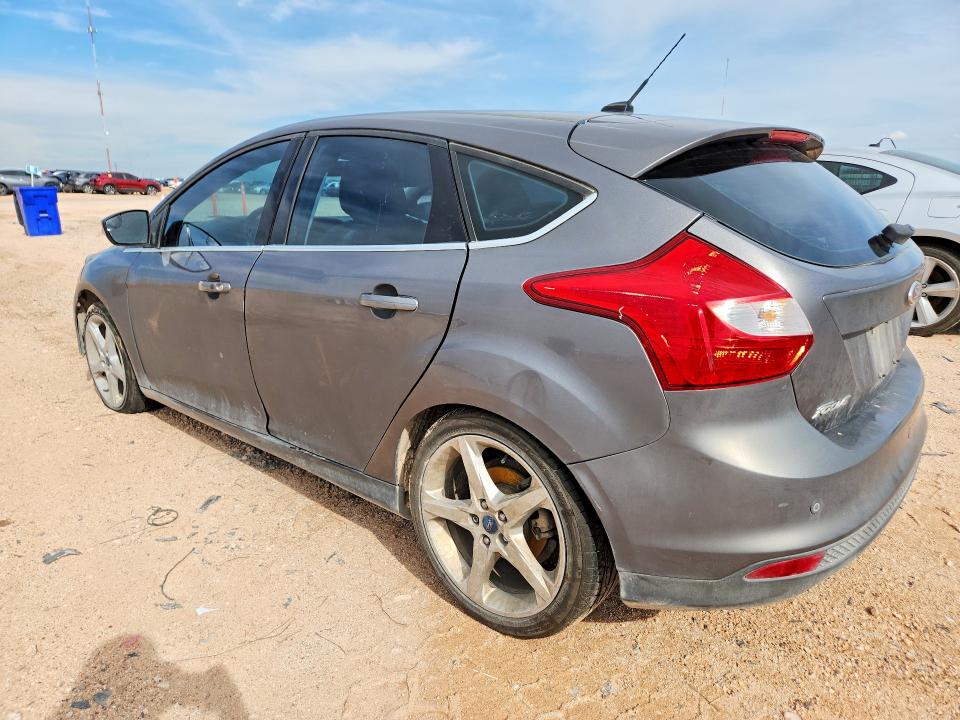 Photo 2 from auction – 2012 FORD FOCUS with VIN 1FAHP3N27CL400172