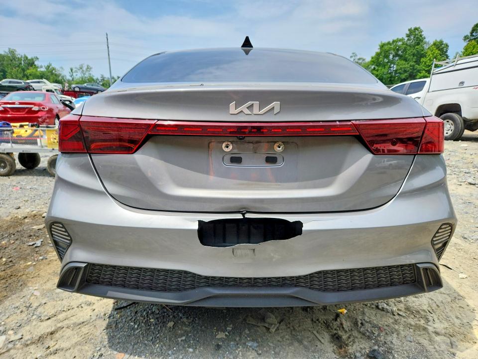 Photo 6 from auction – 2023 KIA FORTE with VIN 3KPF24AD6PE672272