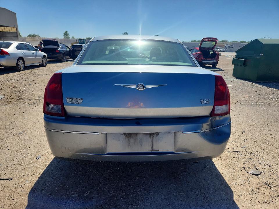 Photo 6 from auction – 2006 CHRYSLER 300 with VIN 2C3KA53G46H525762