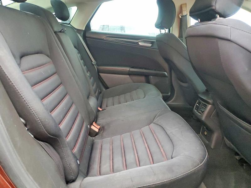 Photo 10 from auction – 2016 FORD FUSION with VIN 3FA6P0H71GR170245