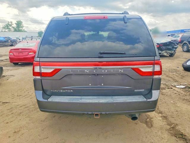 Photo 6 from auction – 2015 LINCOLN NAVIGATOR with VIN 5LMJJ2HT2FEJ04117