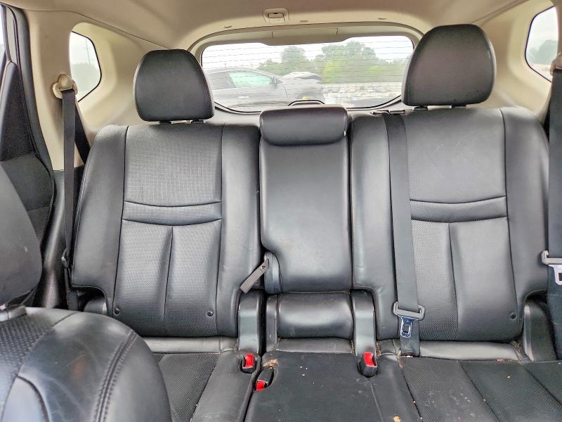 Photo 10 from auction – 2015 NISSAN ROGUE with VIN 5N1AT2MT0FC823798