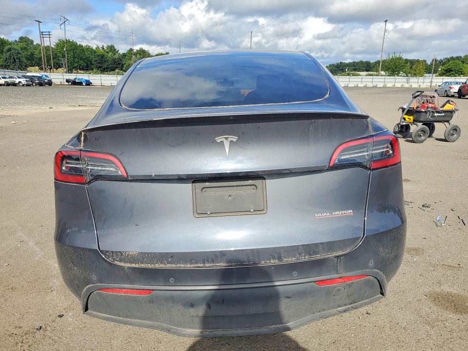 Photo 6 from auction – 2022 TESLA MODEL Y with VIN 7SAYGDEF2NF569446