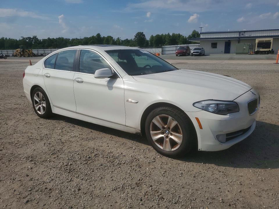 Photo 4 from auction – 2012 BMW 528 with VIN WBAXG5C51CDX03874