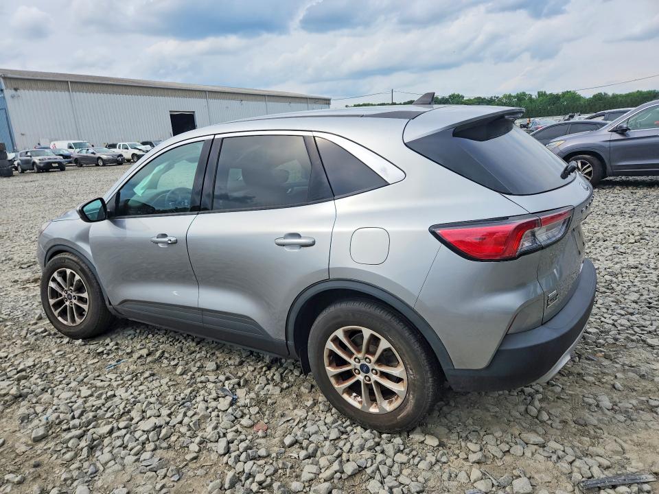 Photo 2 from auction – 2021 FORD ESCAPE with VIN 1FMCU0G65MUA02316