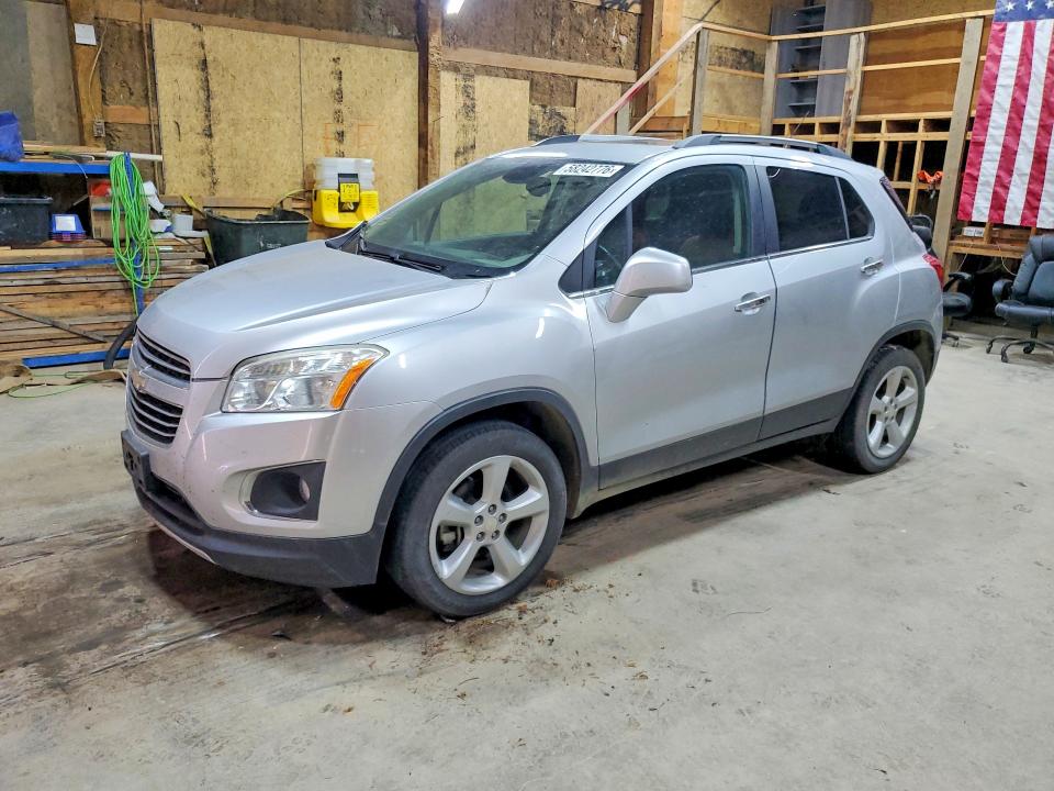 CHEVROLET TRAX 2015 with VIN 3GNCJTSB2FL204473 - Photo from auction