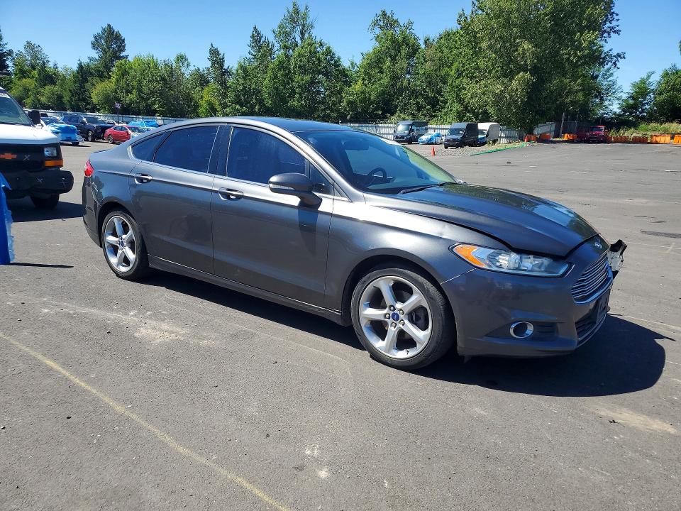 Photo 4 from auction – 2015 FORD FUSION with VIN 3FA6P0HD3FR234922