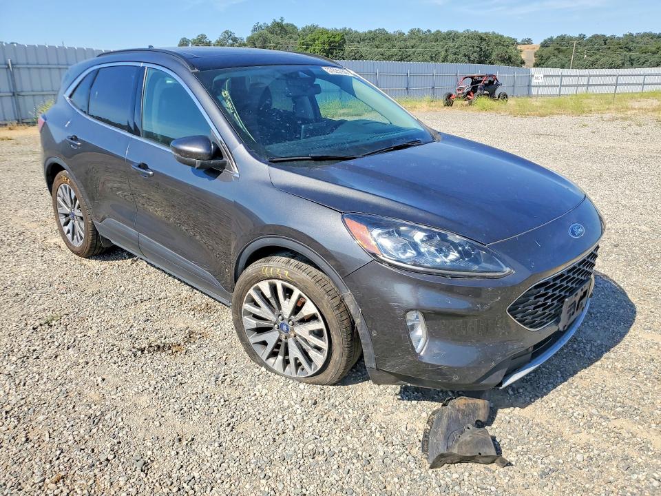 Photo 4 from auction – 2020 FORD ESCAPE with VIN 1FMCU0DZ5LUC61675