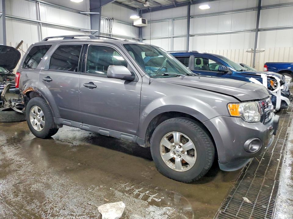 Photo 4 from auction – 2011 FORD ESCAPE with VIN 1FMCU9EG3BKC51769