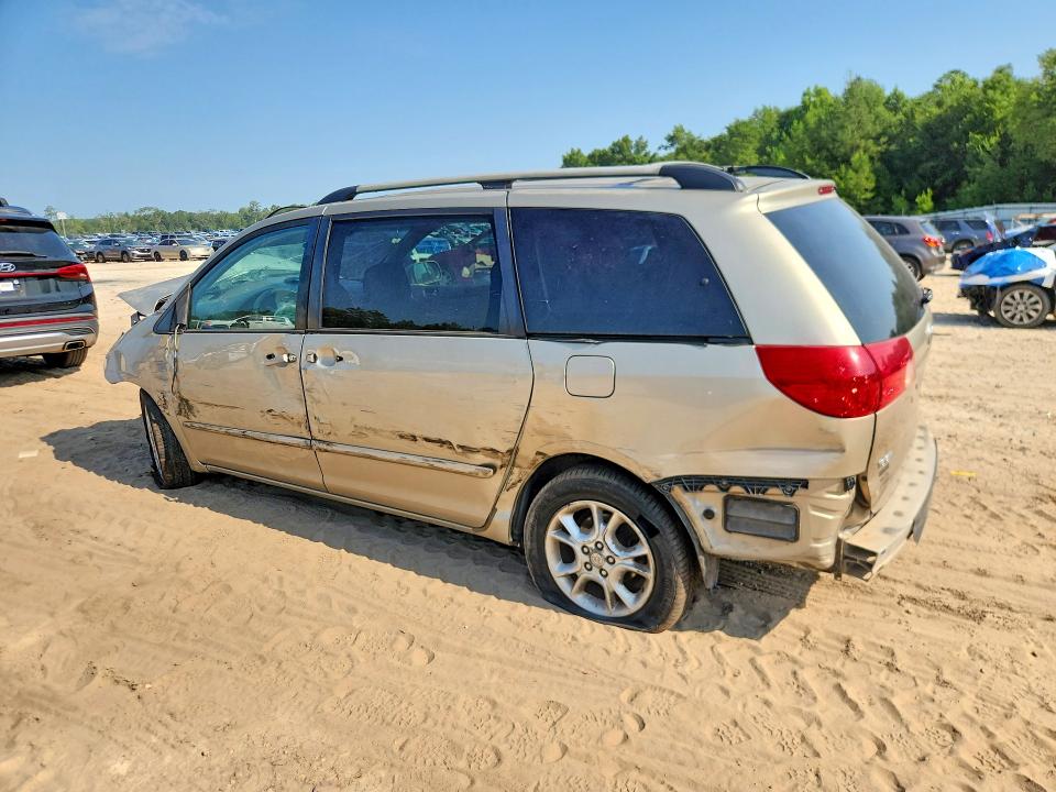 Photo 2 from auction – 2006 TOYOTA SIENNA with VIN 5TDZA22C86S527961