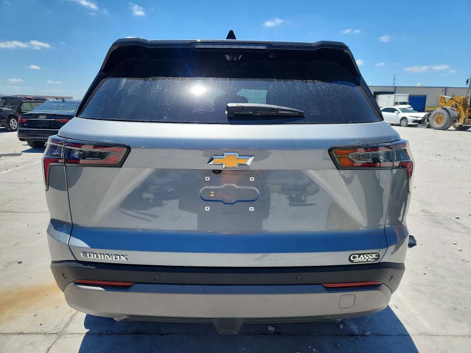 Photo 6 from auction – 2026 CHEVROLET EQUINOX with VIN 3GNAXHEG0TL293398