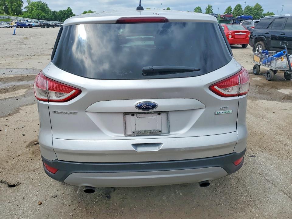 Photo 6 from auction – 2015 FORD ESCAPE with VIN 1FMCU0GX0FUB05977