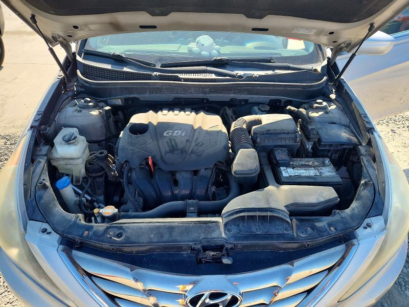 Photo 11 from auction – 2011 HYUNDAI SONATA with VIN 5NPEC4AC9BH114114