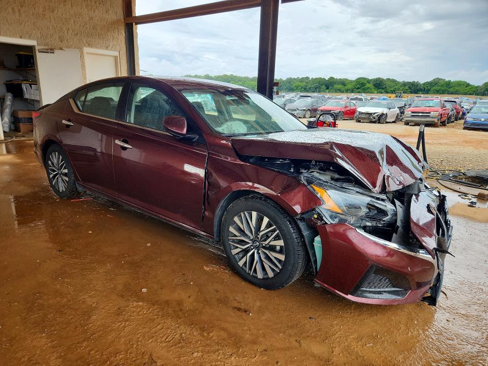 Photo 4 from auction – 2023 NISSAN ALTIMA with VIN 1N4BL4DV9PN351070