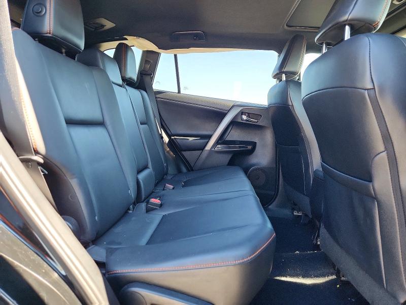 Photo 11 from auction – 2016 TOYOTA RAV4 with VIN 2T3JFREV6GW469143