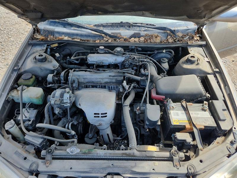 Photo 11 from auction – 1999 TOYOTA CAMRY with VIN JT2BG28K3X0330126