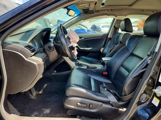 Photo 7 from auction – 2010 ACURA TSX with VIN JH4CU2F63AC023411