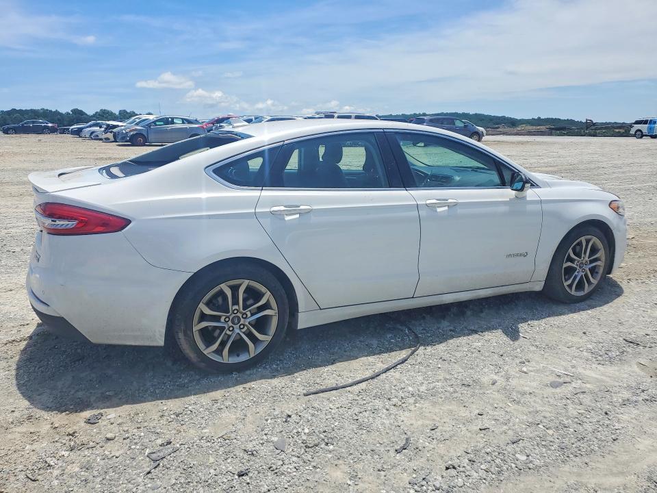 Photo 3 from auction – 2019 FORD FUSION with VIN 3FA6P0RU5KR116783