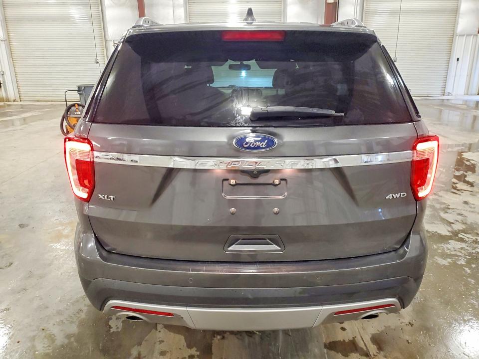 Photo 6 from auction – 2017 FORD EXPLORER with VIN 1FM5K8D84HGD89013