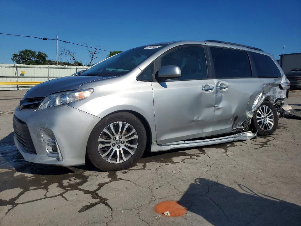 Photo 1 from auction – 2019 TOYOTA SIENNA with VIN 5TDYZ3DCXKS004491