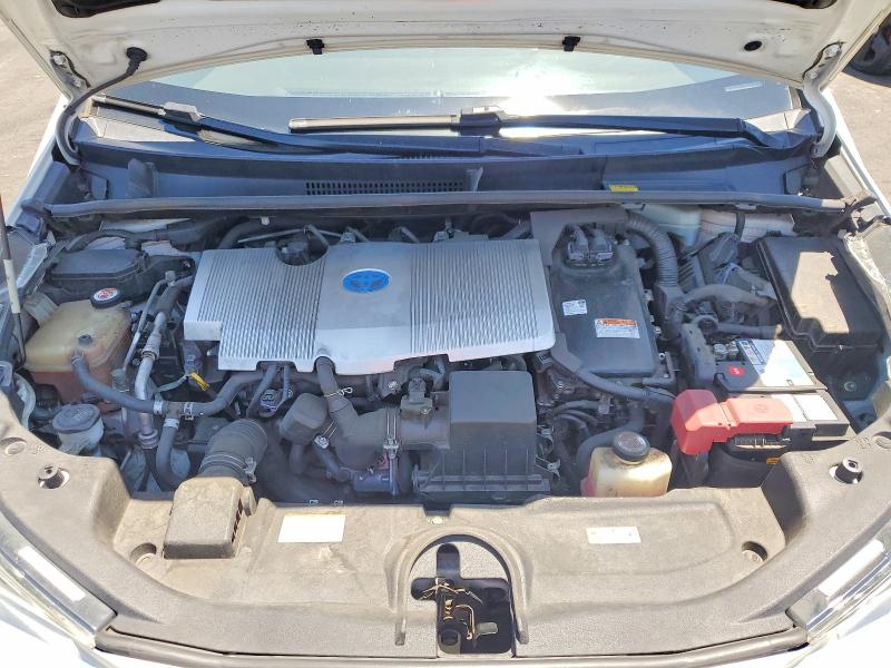 Photo 11 from auction – 2017 TOYOTA PRIUS with VIN JTDKBRFUXH3553945