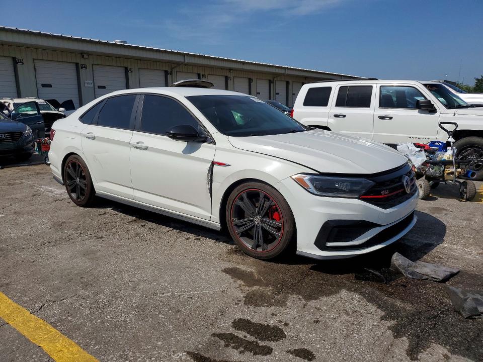 Photo 4 from auction – 2019 VOLKSWAGEN JETTA with VIN 3VW6T7BU9KM192591