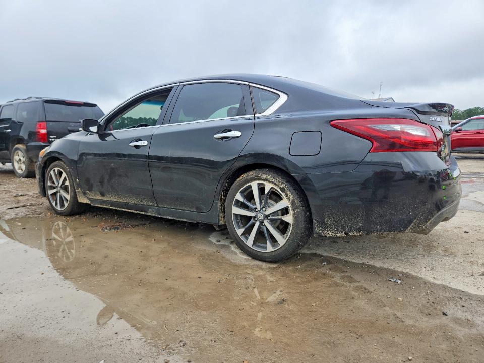 Photo 2 from auction – 2017 NISSAN ALTIMA with VIN 1N4AL3AP3HC152993