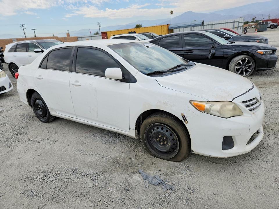 Photo 4 from auction – 2013 TOYOTA COROLLA with VIN 5YFBU4EE5DP180290