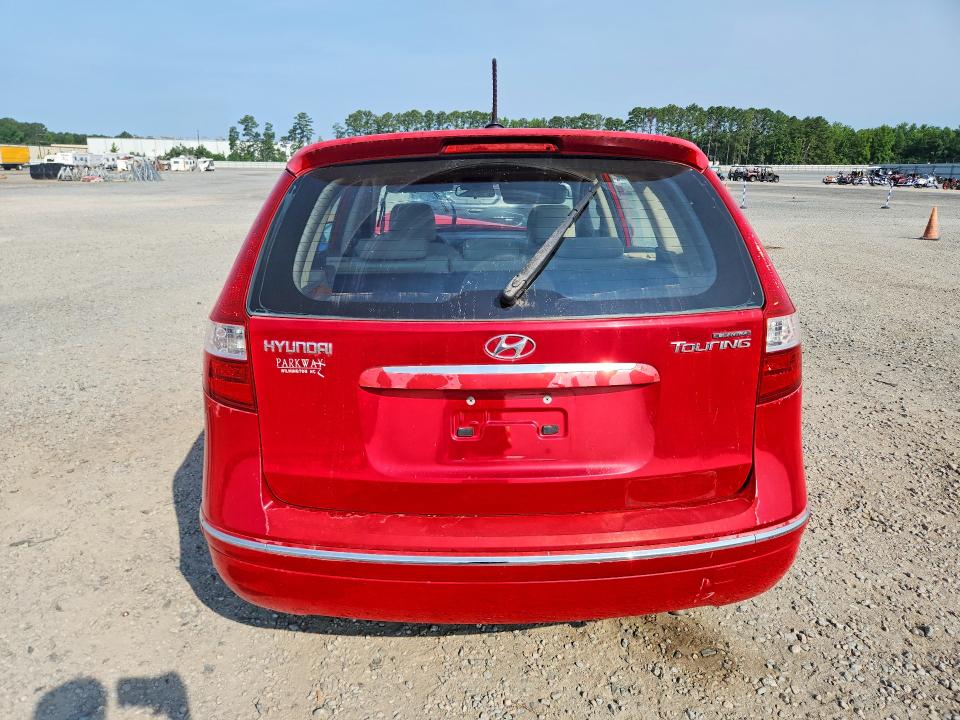 Photo 6 from auction – 2010 HYUNDAI ELANTRA TOURING with VIN KMHDB8AE2AU085529