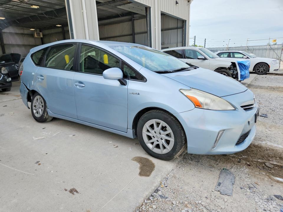 Photo 4 from auction – 2013 TOYOTA PRIUS V with VIN JTDZN3EU0D3234522