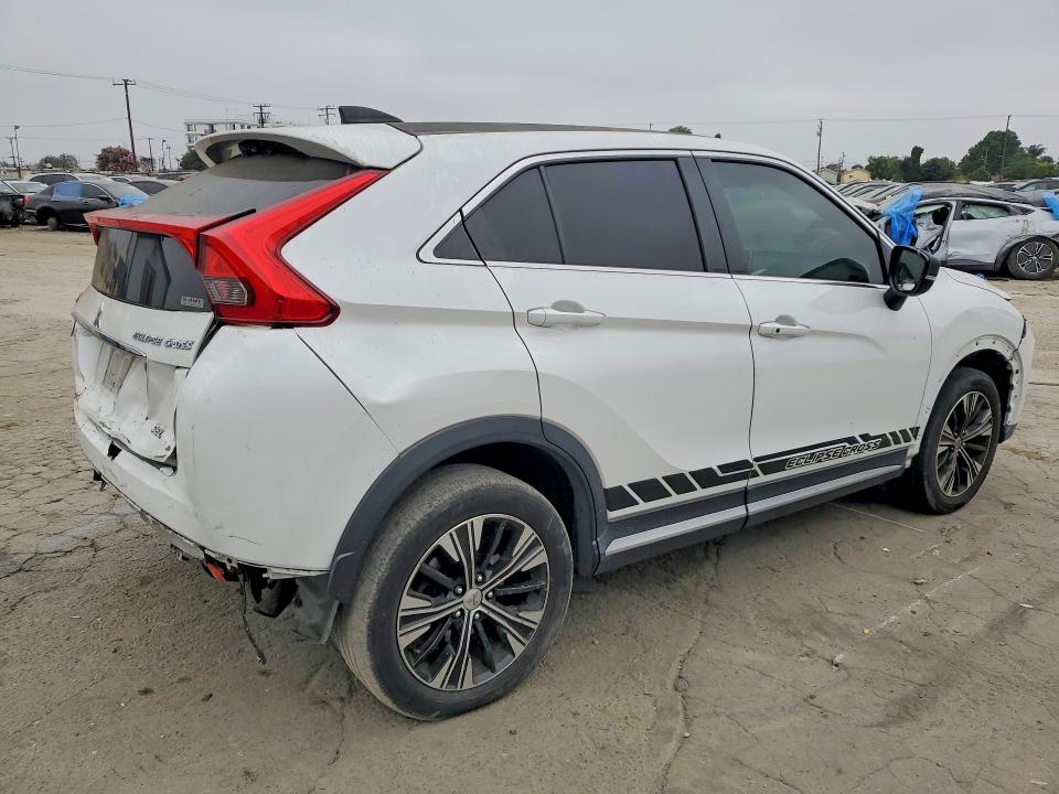 Photo 3 from auction – 2018 MITSUBISHI ECLIPSE CROSS with VIN JA4AT5AAXJZ044952