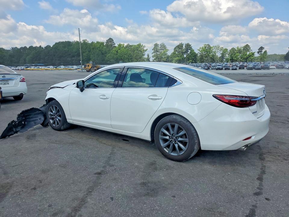 Photo 2 from auction – 2018 MAZDA 6 with VIN JM1GL1UM7J1332926