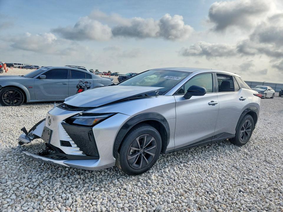 LEXUS ES 300H 2024 with VIN JTJBDADB1TA006982 - Photo from auction