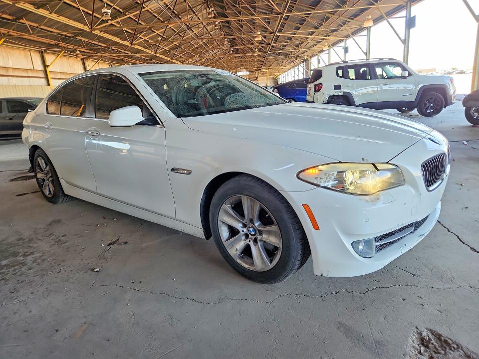 Photo 4 from auction – 2013 BMW 528 with VIN WBAXG5C50DD231880