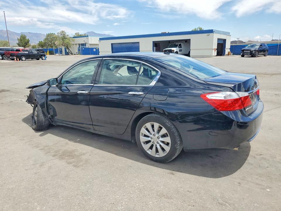 Photo 2 from auction – 2014 HONDA ACCORD with VIN 1HGCR3F95EA012299