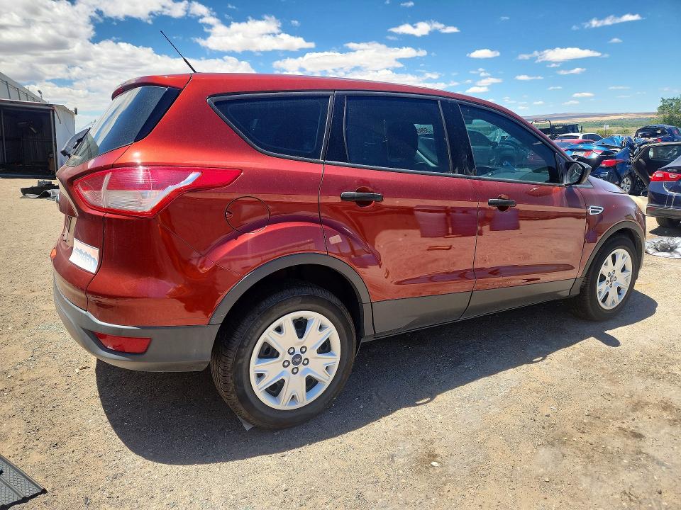 Photo 3 from auction – 2014 FORD ESCAPE with VIN 1FMCU0F78EUC21766