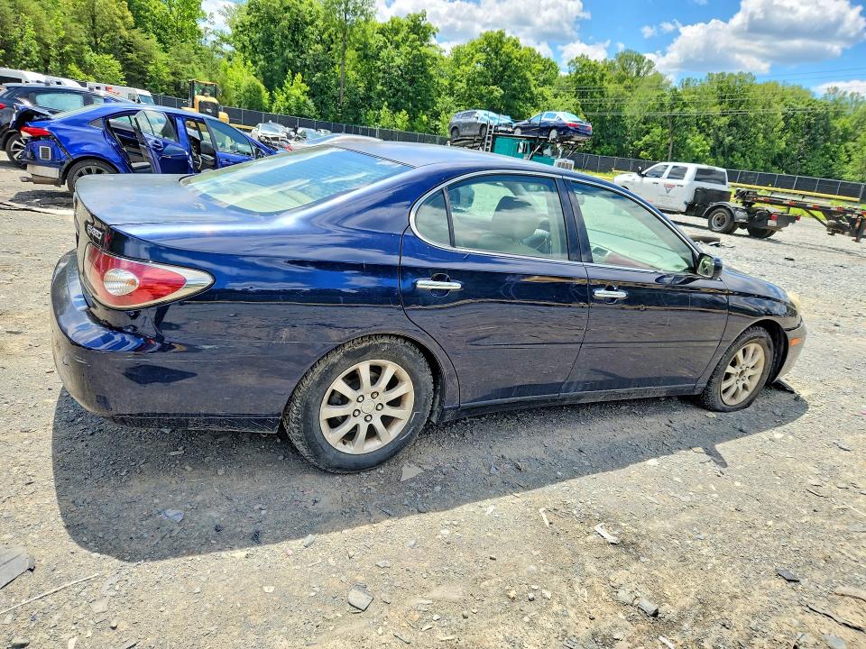 Photo 3 from auction – 2004 LEXUS ES with VIN JTHBA30G040004462