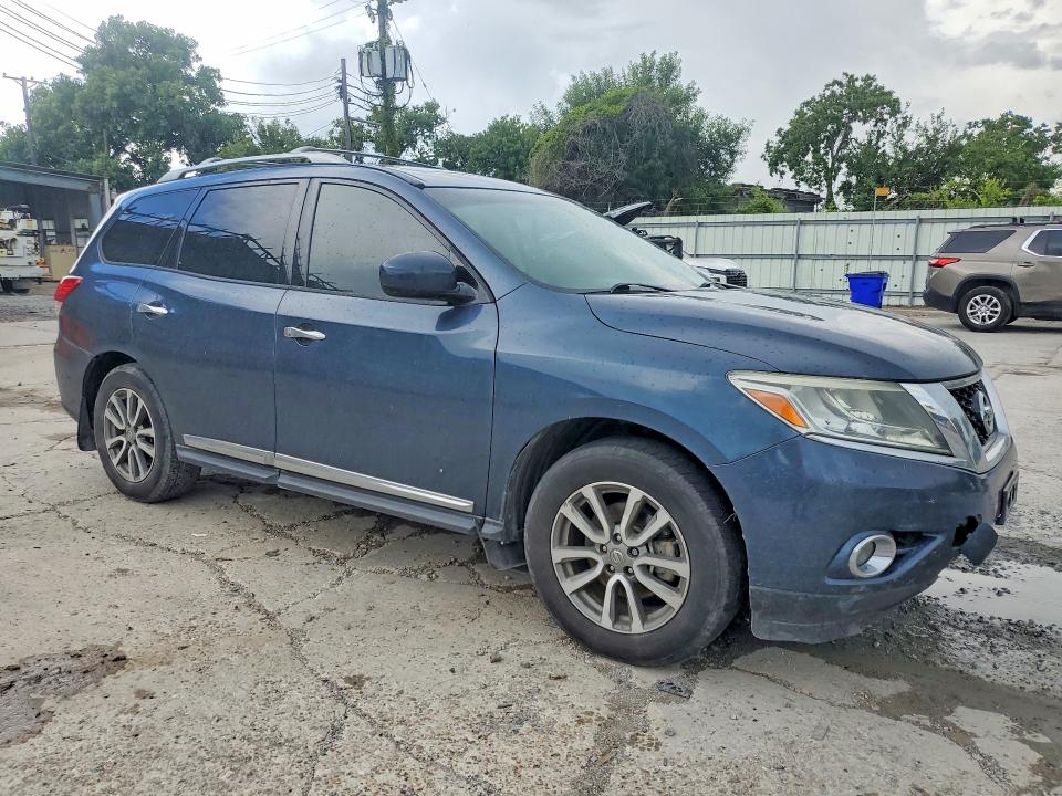Photo 4 from auction – 2014 NISSAN PATHFINDER with VIN 5N1AR2MN8EC617854