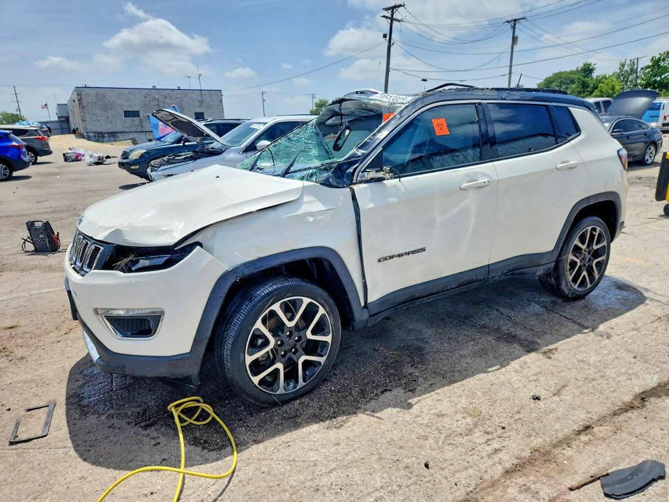 JEEP COMPASS 2018 with VIN 3C4NJDCB7JT350642 - Photo from auction