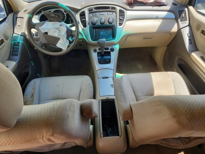 Photo 8 from auction – 2004 TOYOTA HIGHLANDER with VIN JTEGD21A340090185