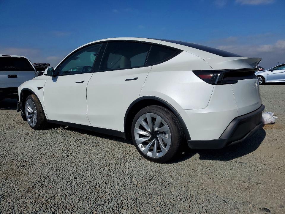 Photo 2 from auction – 2026 TESLA MODEL Y with VIN 7SAYGDED3TF559679