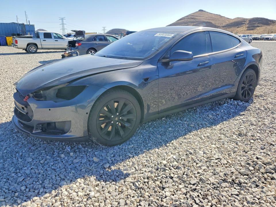 TESLA MODEL S 2014 with VIN 5YJSA1H16EFP50942 - Photo from auction