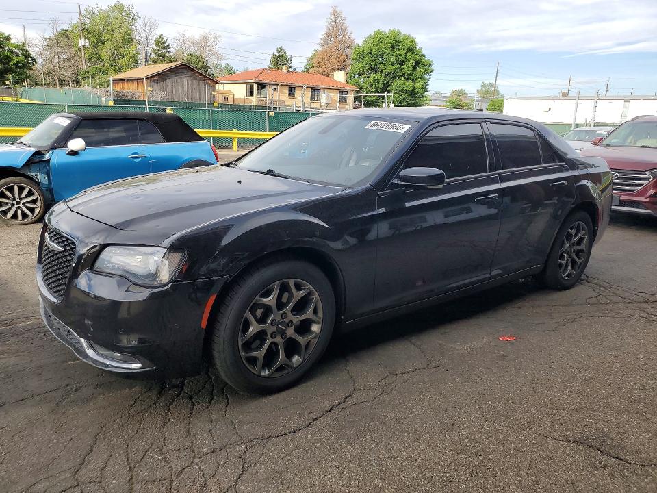 CHRYSLER 300 2016 with VIN 2C3CCAGG0GH311371 - Photo from auction