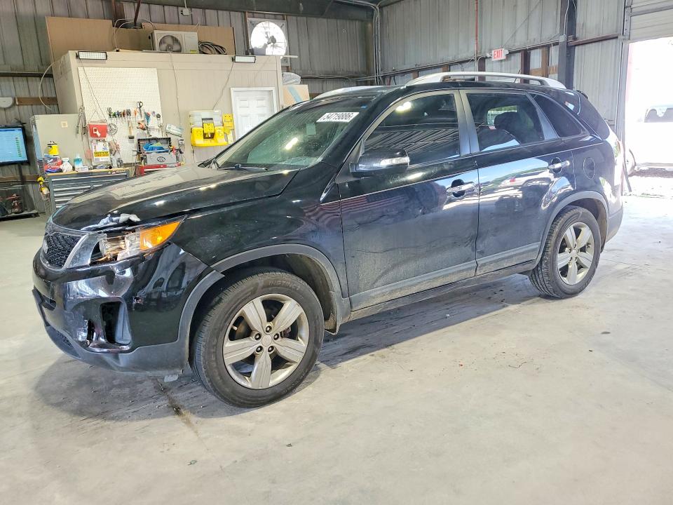 Photo 1 from auction – 2013 KIA SORENTO with VIN 5XYKU4A25DG415061
